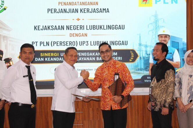 
					Perkuat Sinergi Penegakan Hukum, PLN UP3 Lubuklinggau dan Kejari Teken MoU